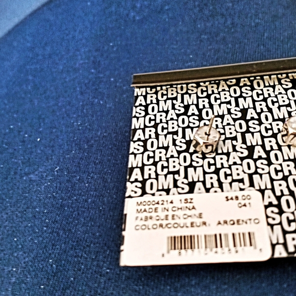 MARC by MARC JACOBS Crystal silver pretzel earrings - Picture 2 of 3